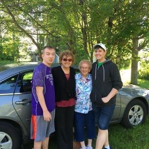 Meet your Posher, Nancy